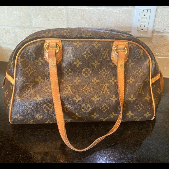 Louis Vuitton Montorgueil PM Monogram Purse - Picture 4 of 16